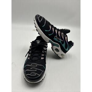 Nike Air Max Plus Shoes Size 5Y Youth Unisex Black Have A Nike Day BQ7224-001